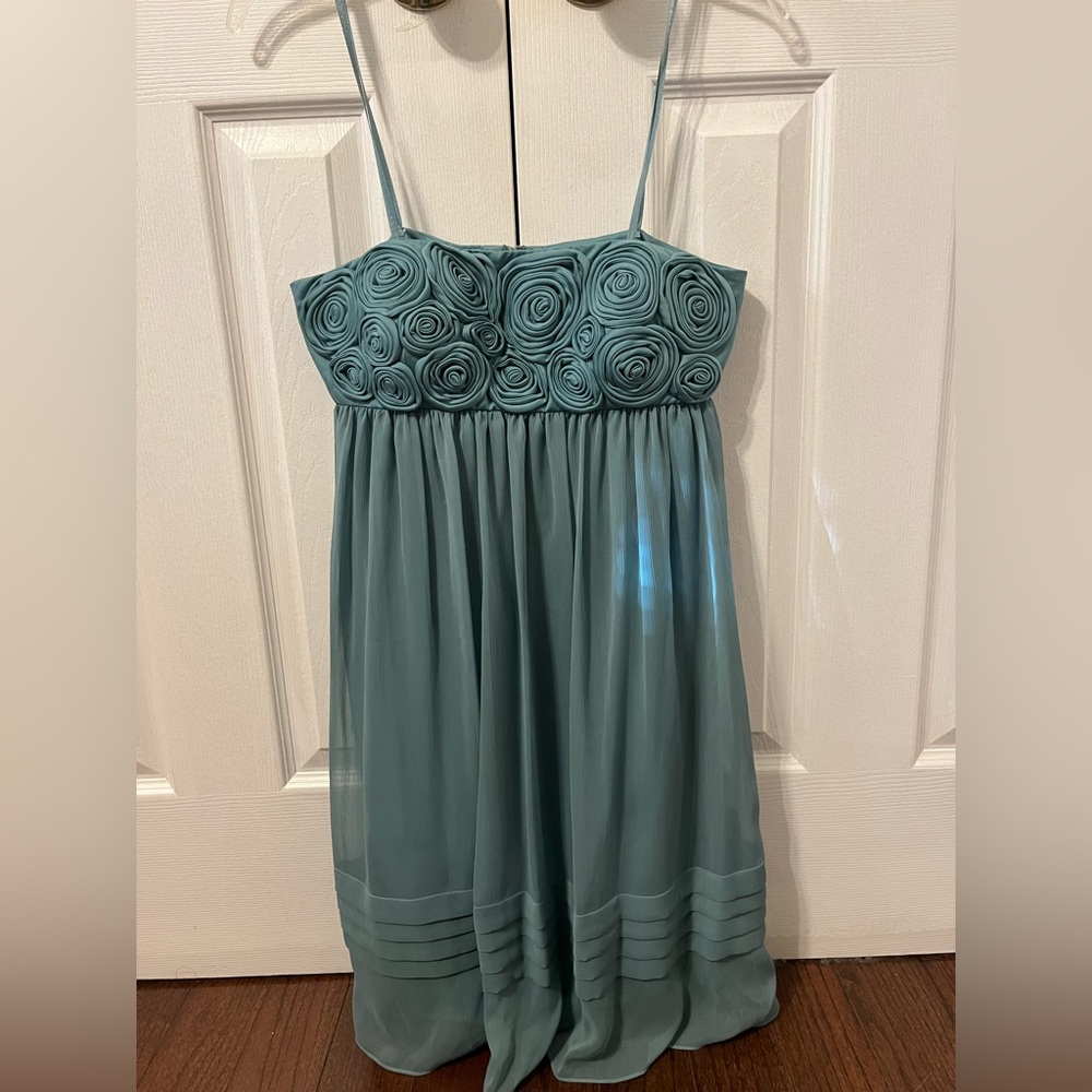 MAX & CLEO Summer strapy dress. Size 6.